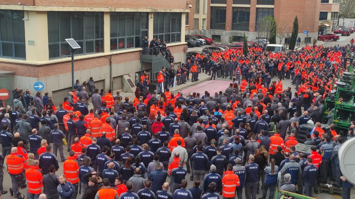 El Comit de Empresa de la fbrica de IVECO de Madrid convoc a sus 3000 trabajadores y trabajadoras a tres jornadas de huelga