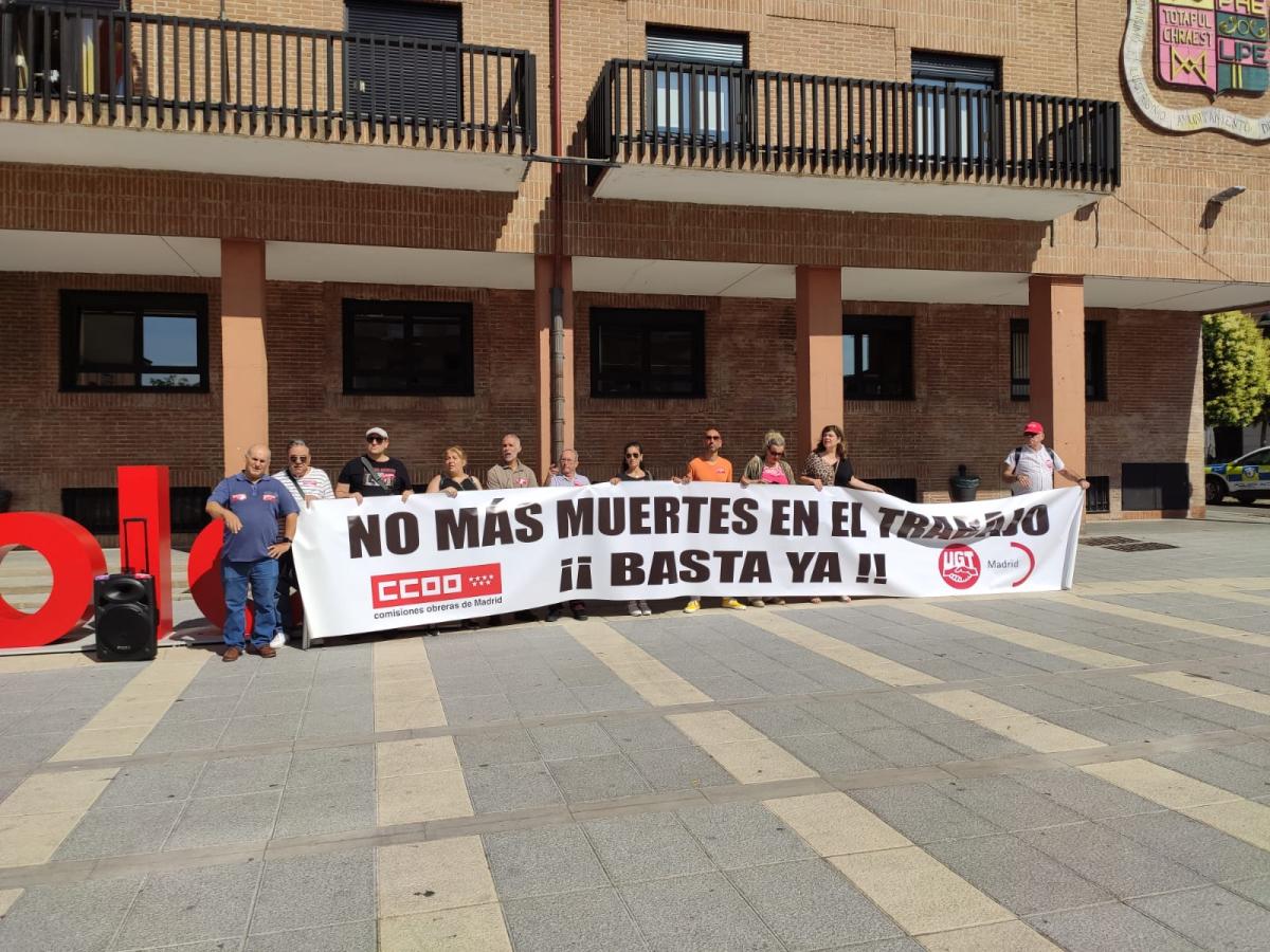 Los sindicatos recuerdan a la limpiadora fallecida en Mstoles