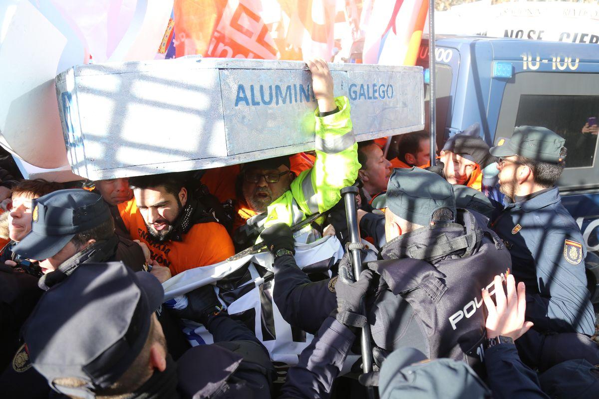 Plantilla de Alcoa en lucha por sus empleos, Madrid 8-1-2019