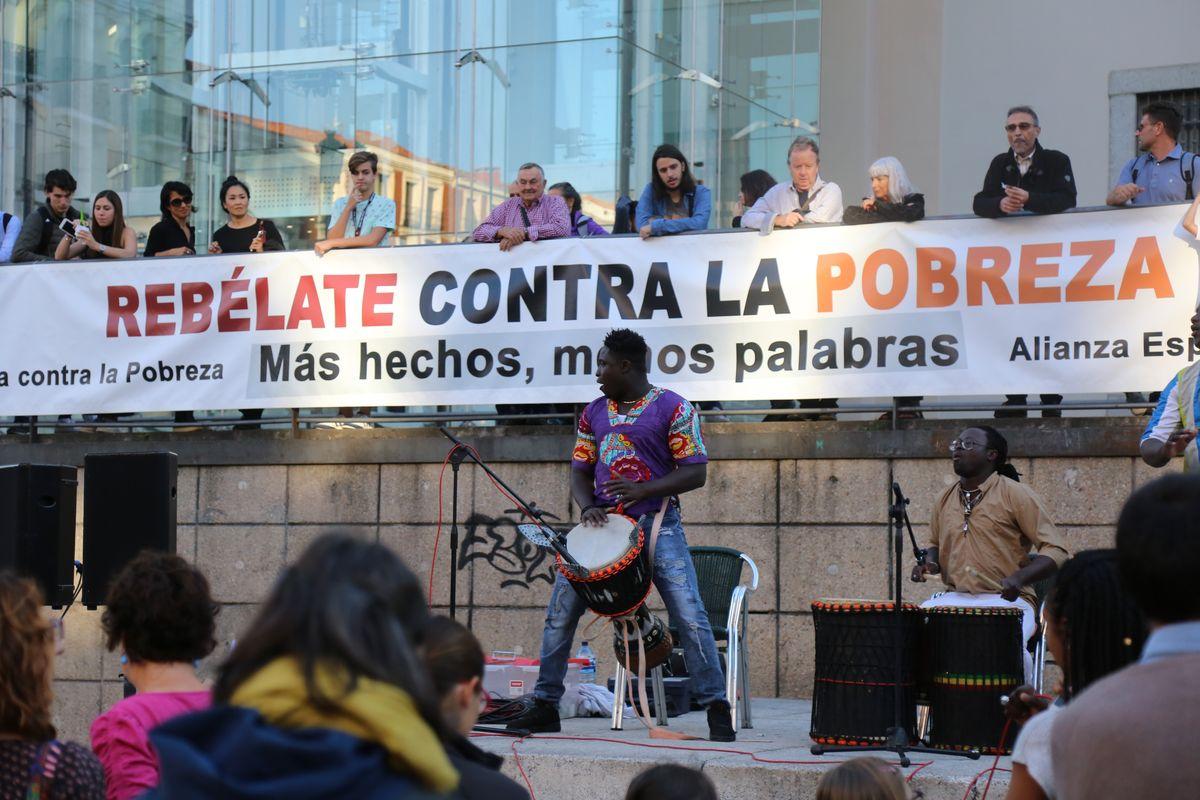 Concentracin en Madrid contra la pobreza y la desigualdad