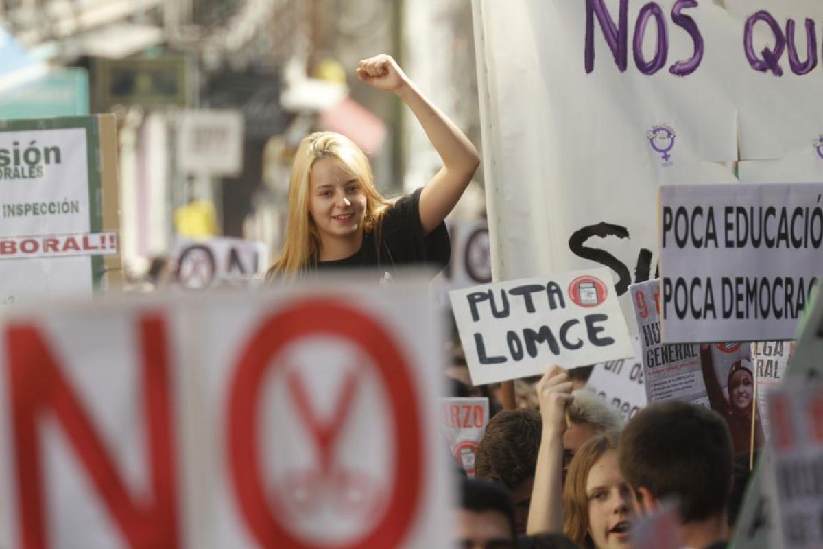 Marzo. Huelga general en la enseanza, manifestacin de estudiantes en Madrid