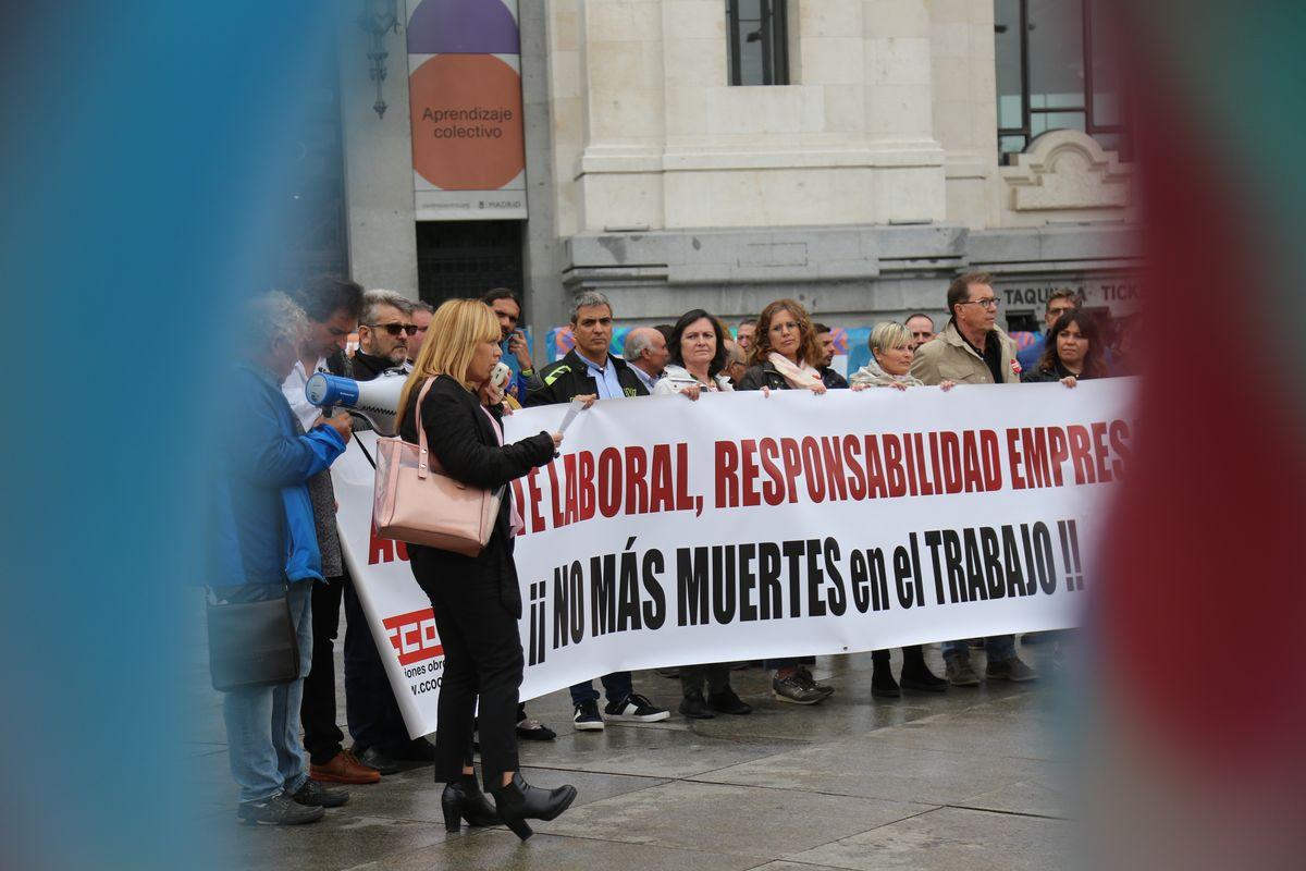 Concentraci�n por la muerte de un trabajador en Madrid