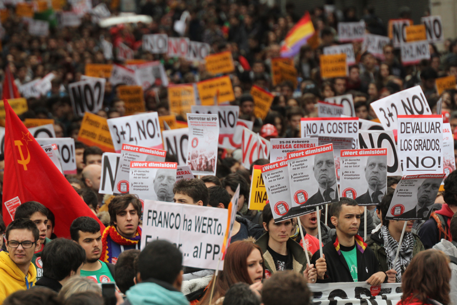 Manifestaci�n de estudiantes contra la reforma de grados universitarios, Madrid #Noal3mas2