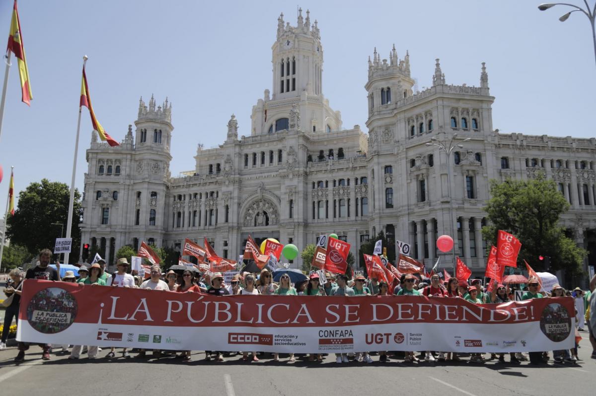 Manifestación en defensa de la educación pública madrileña el día 14 de junio de 2026