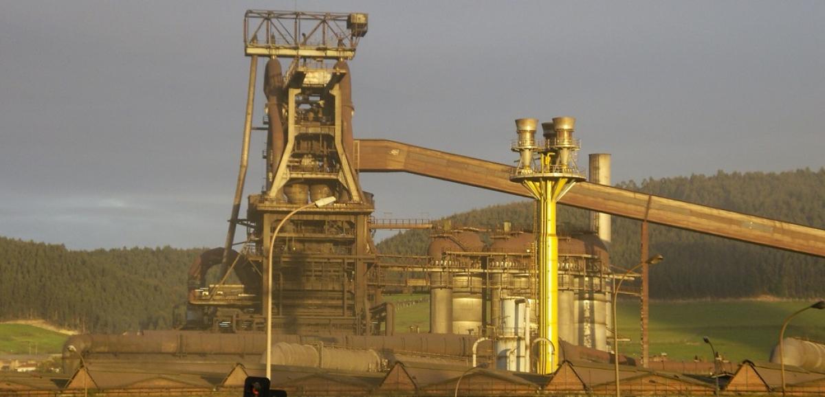 Quien se beneficie del Estatuto de la Industria Electrointensiva deberá comprometerse a mantener el empleo y la producción