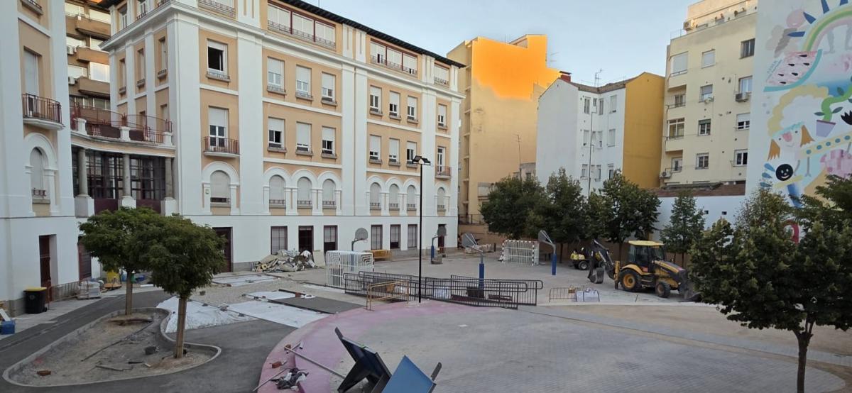Colegio público de Madrid días antes del inicio de curso