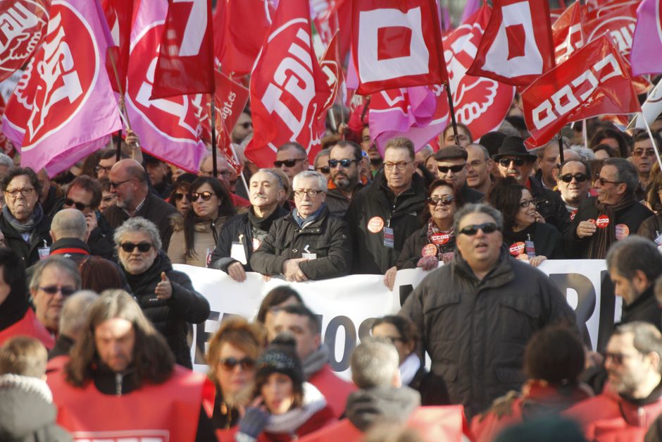 #18D Miles de personas se manifiestan en Madrid para recuperar derechos
