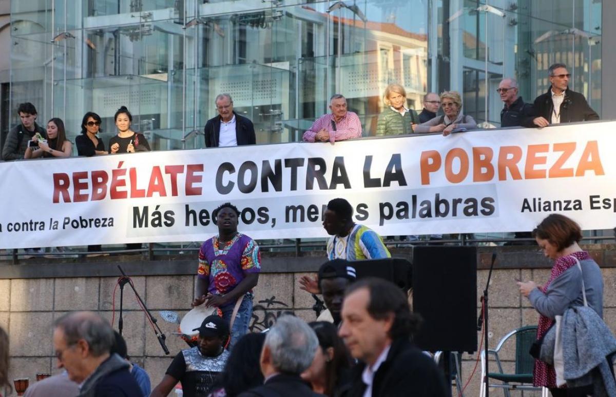 Concentracion en Madrid por el Día internacional por la erradicación de la pobreza