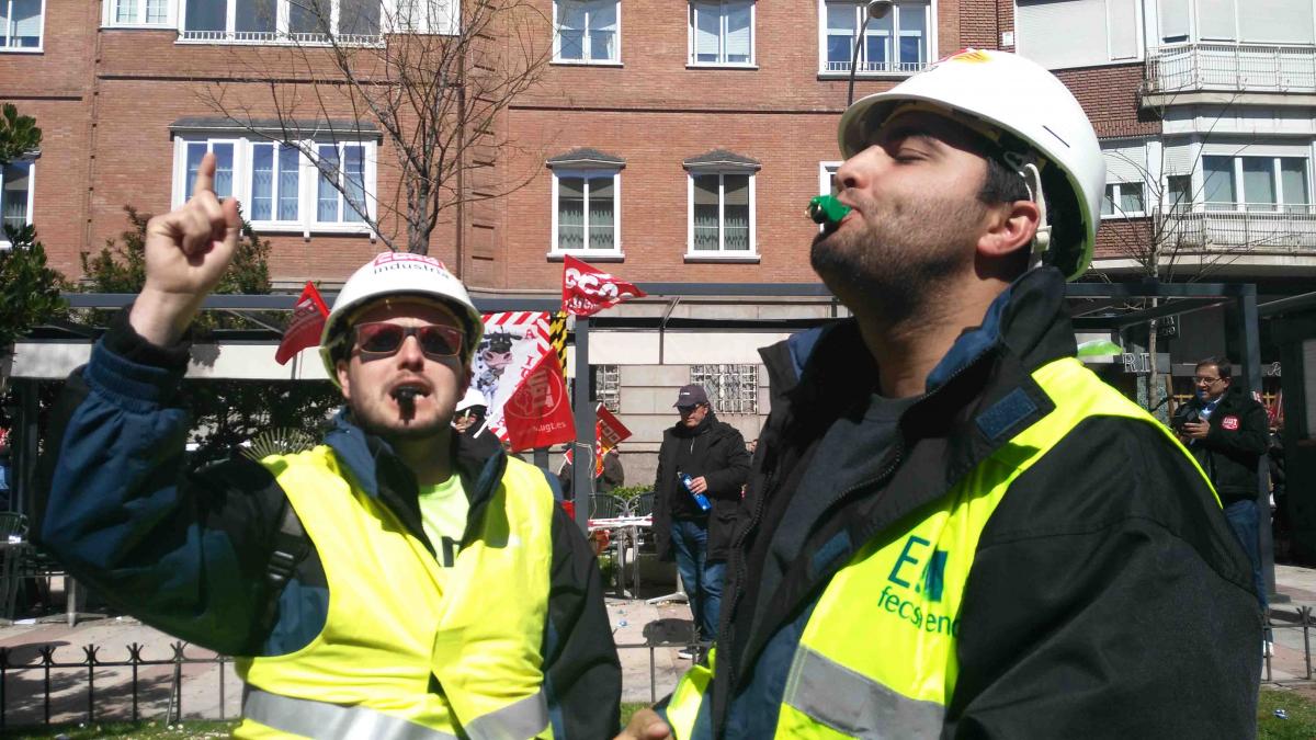 Hace un mes los delegados y delegadas se concentraron ante la Embajada de Italia