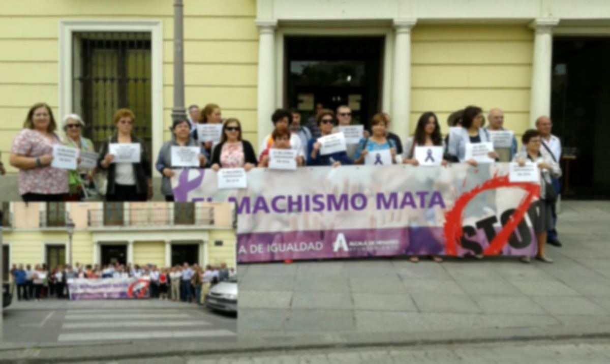 Concentración contra la violencia de género, en Alcalá de Henares