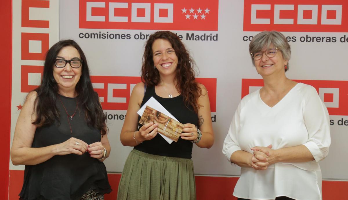 Clara García, ganadora del Sorteo de Verano de CCOO Madrid del mes de julio