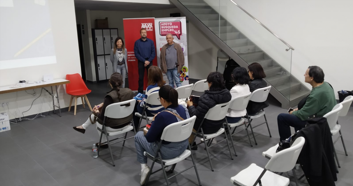 El taller "Apoyo búsqueda de empleo +45"