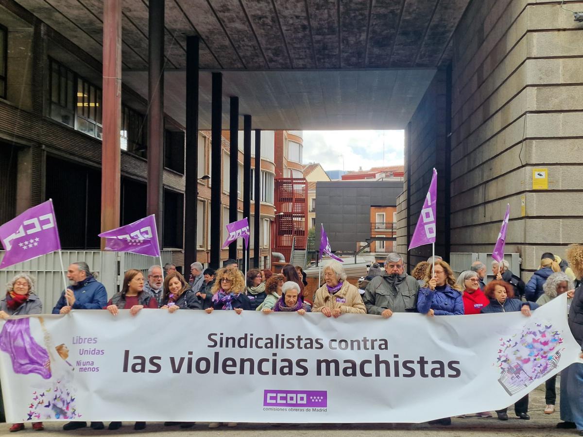 Concentración en la sede de CCOO de Madrid por el último asesinato machista