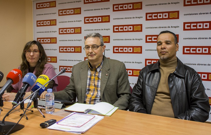 Sofía Millán, S.Gral. FEAGRA-CCOO Aragón, Jesús Villar, S.Gral. FEAGRA y Mohamed Mohafid, trabajador