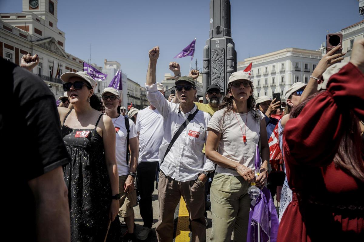Fotogalería manifestacion "De las palabras a los hechos: respuestas"