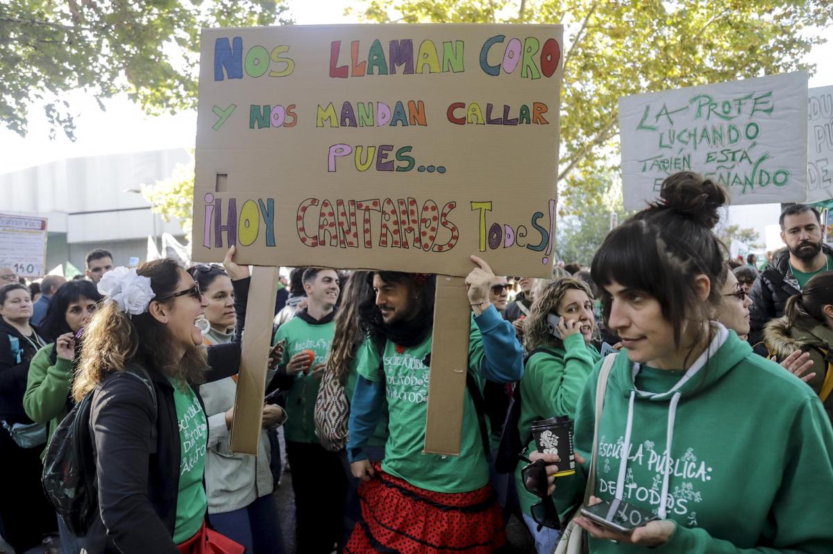 Concentración frente a la Asamblea de Madrid el dia 22 de octubre de 2026