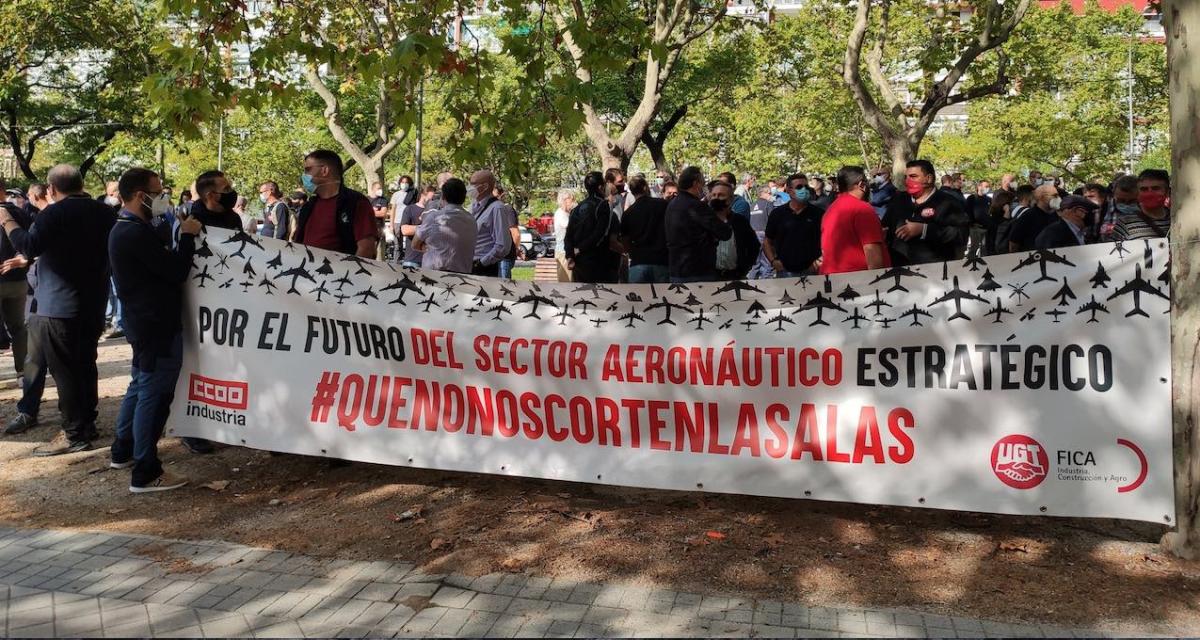 Concentración ante el Ministerio de Industria en Madrid
