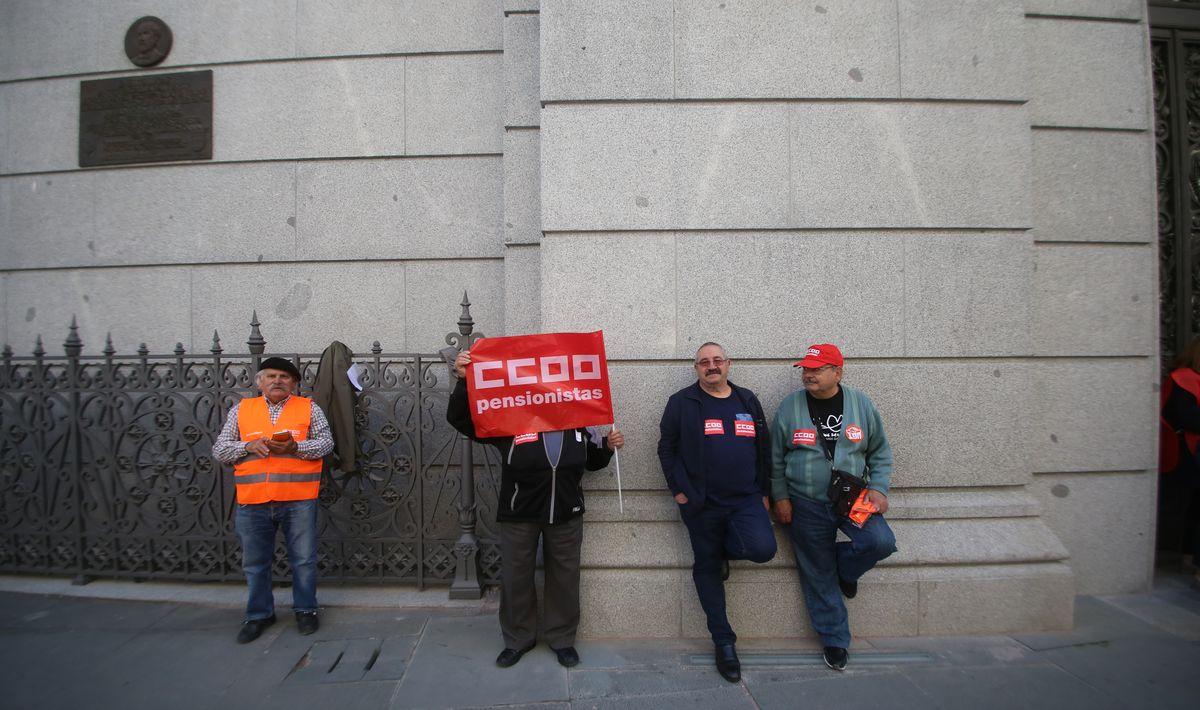 Rodea el Banco de España por unas #PensionesDignas
