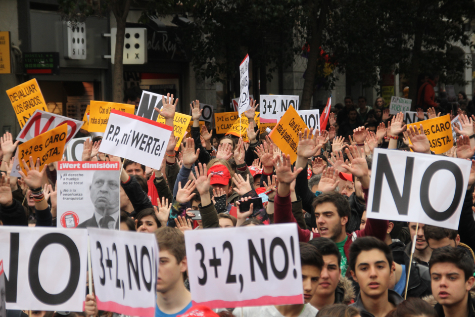 Manifestacin de estudiantes contra la reforma de grados universitarios, Madrid #Noal3mas2