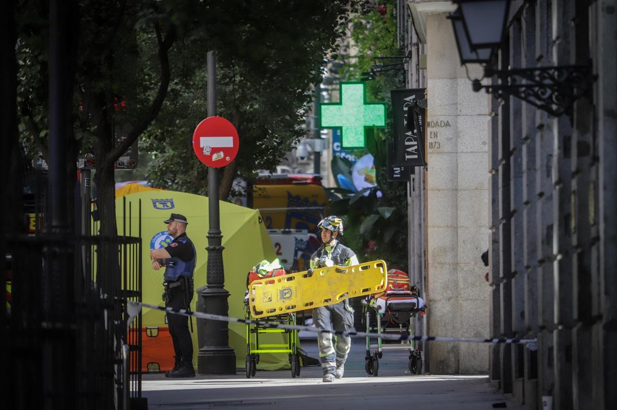 Octubre 2025. Accidente laboral en la calle Hileras de Madrid, donde fallecieron 4 personas