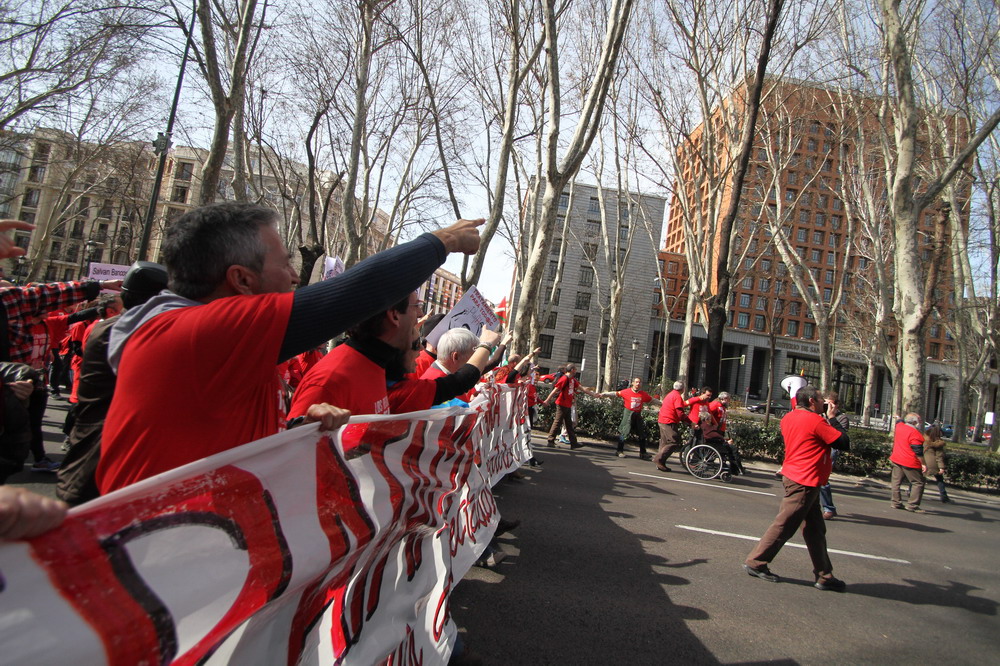 Marcha a las Cortes de afectados Hepatitis C, Madrid domingo 1-3-2015