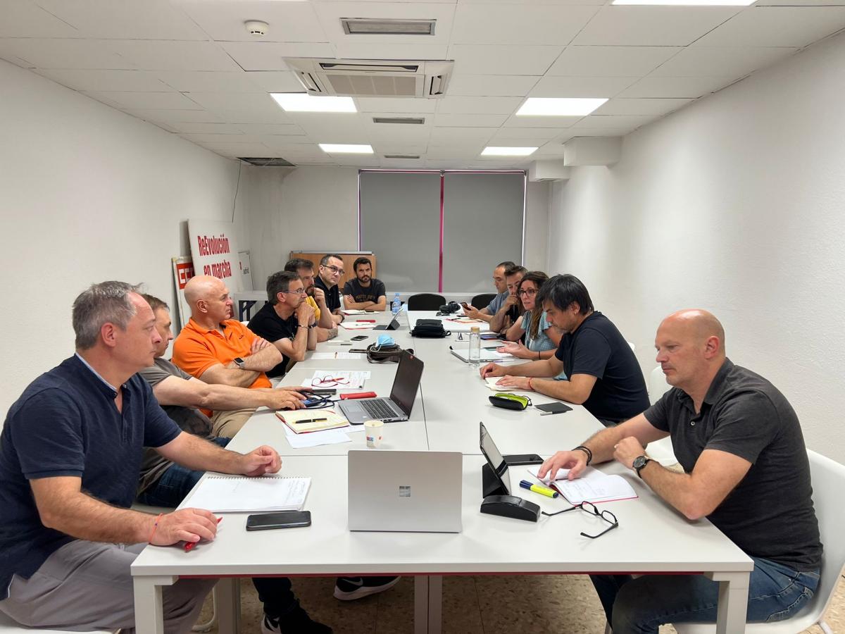 Las personas responsables de los sectores industriales de CCOO de Industria analizan la actualidad