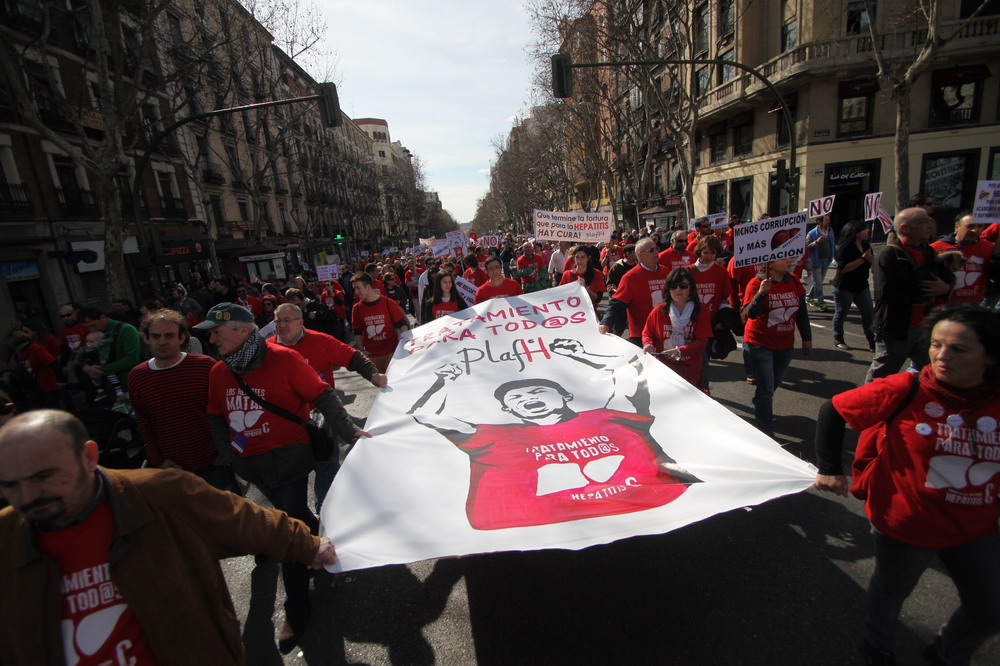 Marcha a las Cortes de afectados Hepatitis C, Madrid domingo 1-3-2015