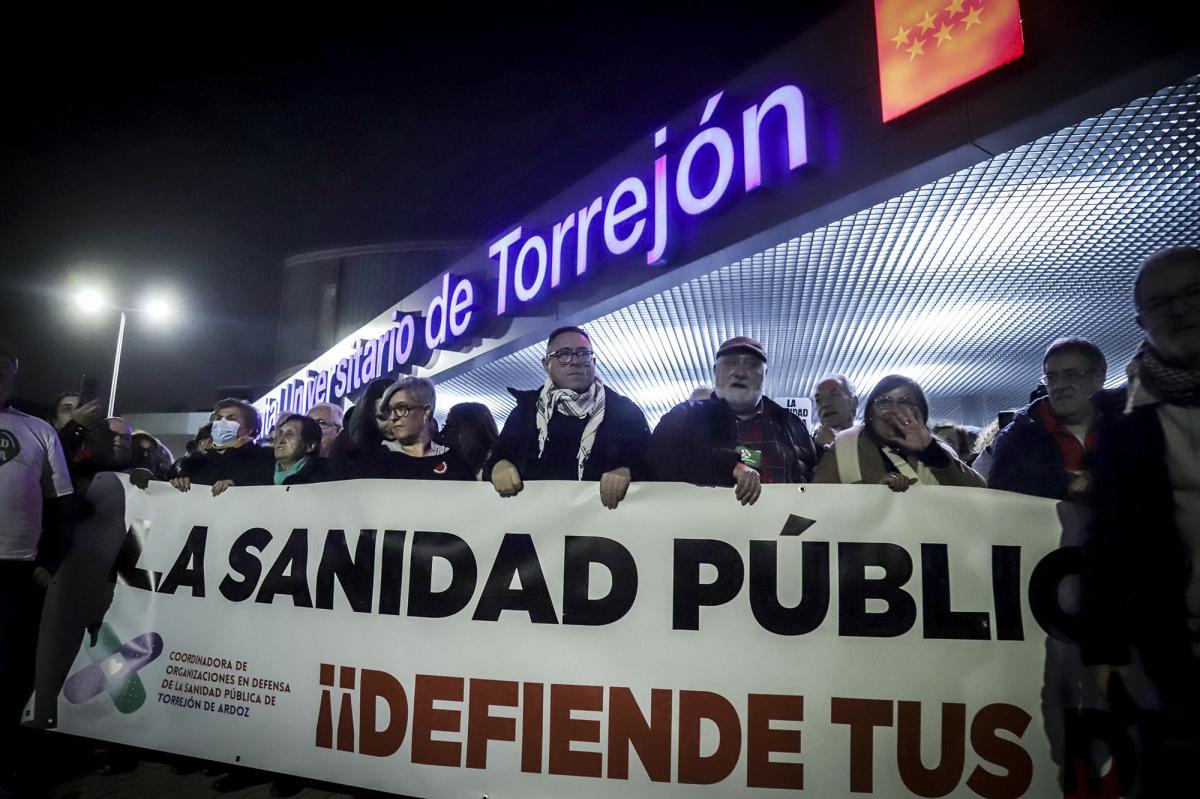 Diciembre 2025. Concentración por la sanidad pública, Hospital Universitario de Torrejón