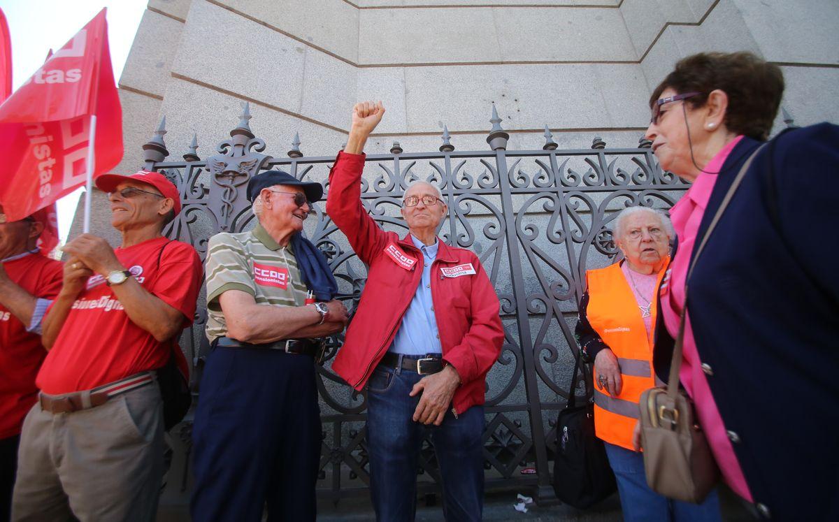 Rodea el Banco de España por unas #PensionesDignas