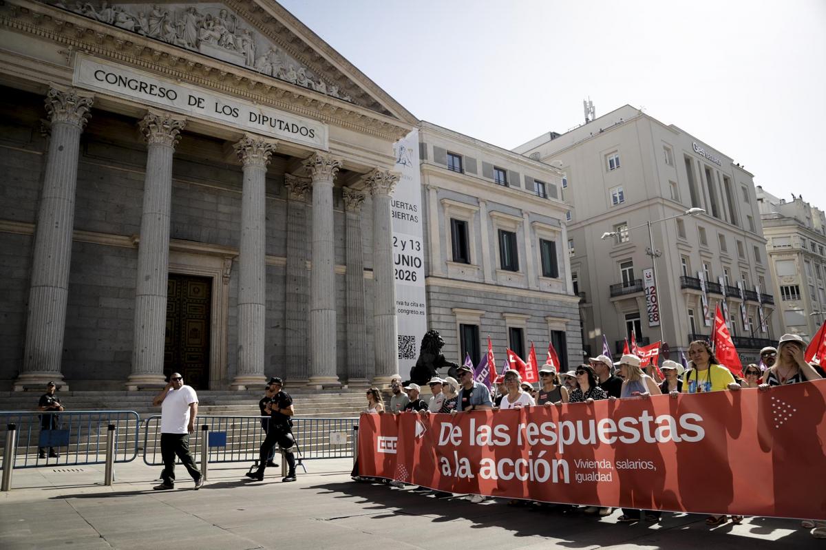Fotogalería manifestacion "De las palabras a los hechos: respuestas"