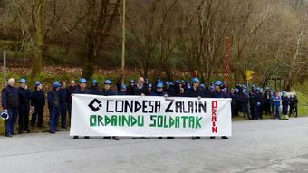 Concentración para exigir el abono de la extra