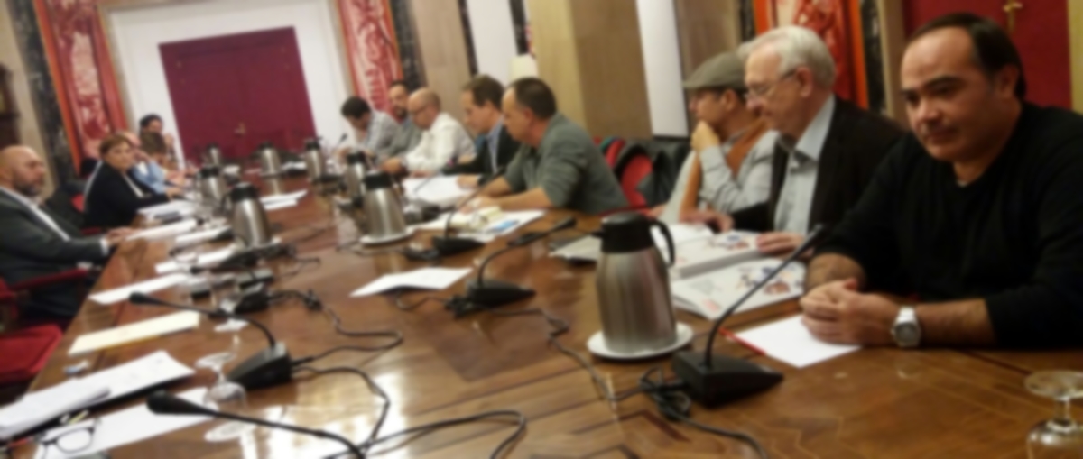 En primer plano, la delegación de CCOO de Industria que participó en la reunión